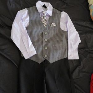 Boys Fou piece Suit